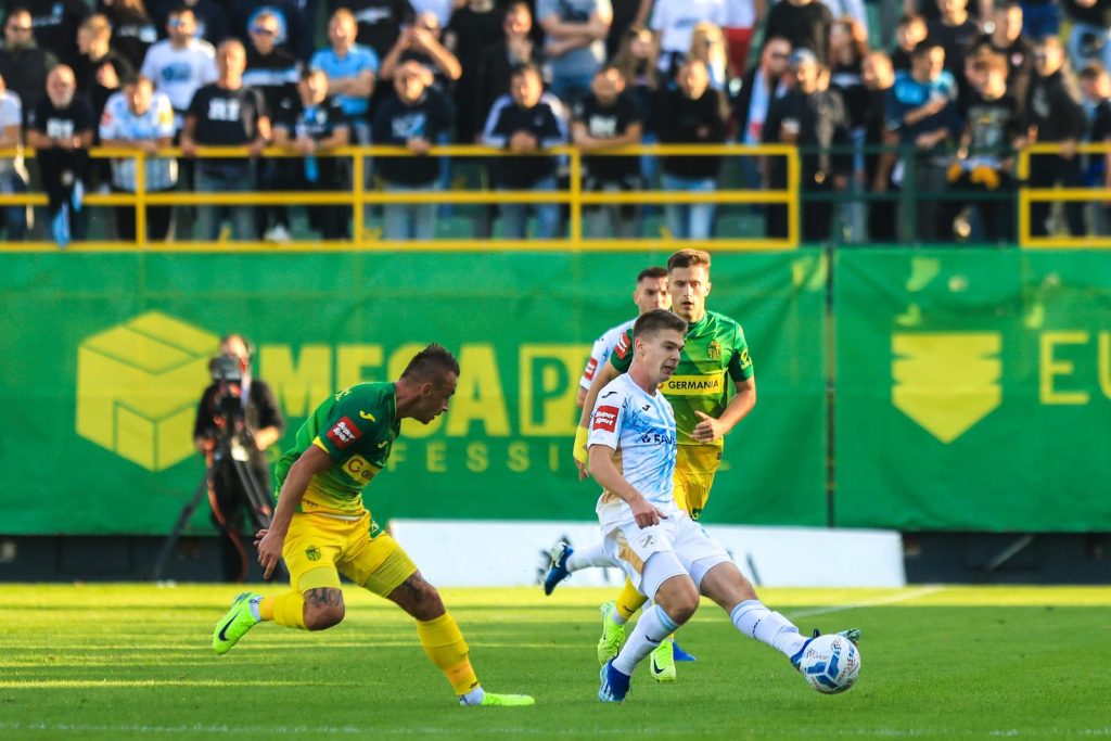 Pet nogometaša pred odlaskom iz Rijeke