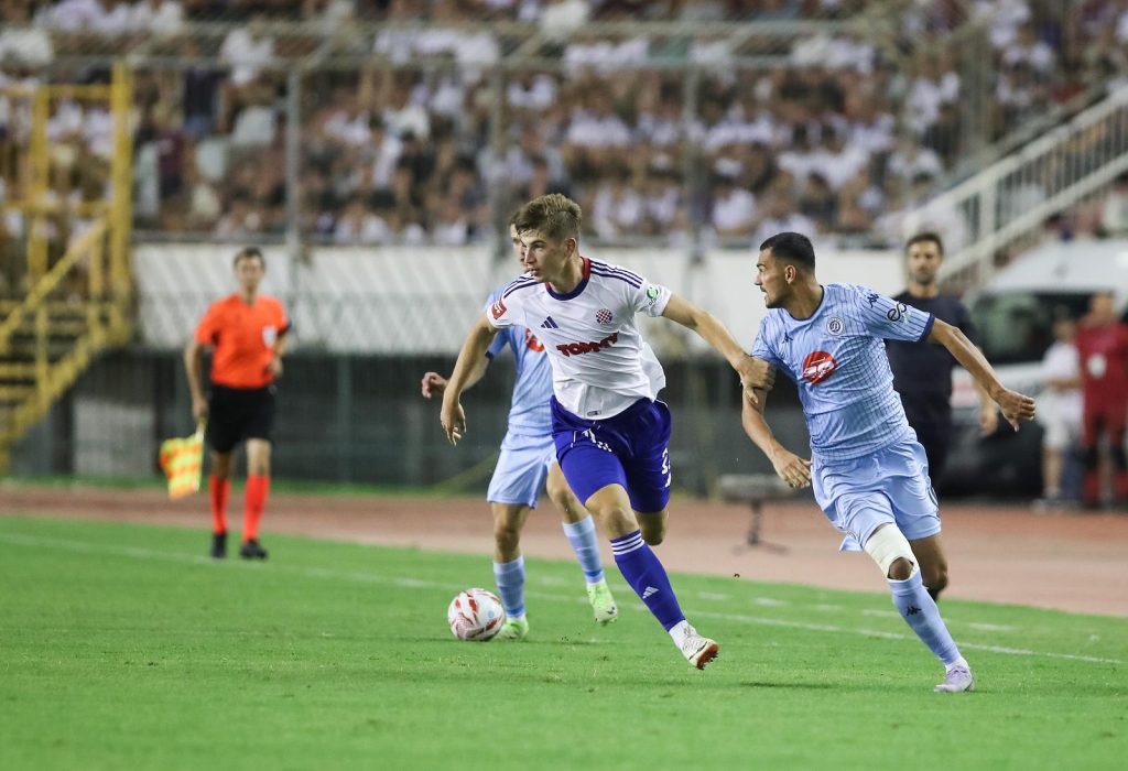 Mlačić u Italiji, Hajduku 5,5 milijuna eura